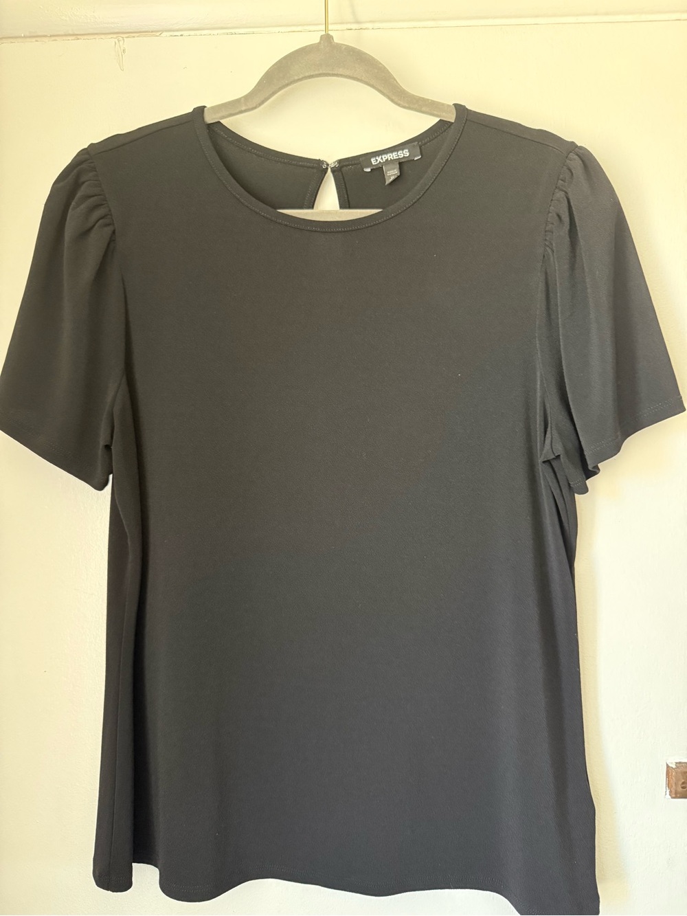 Express Black Short Sleeve Puff-Sleeve Tee